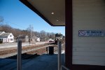 NS 6952 rolling through the station.